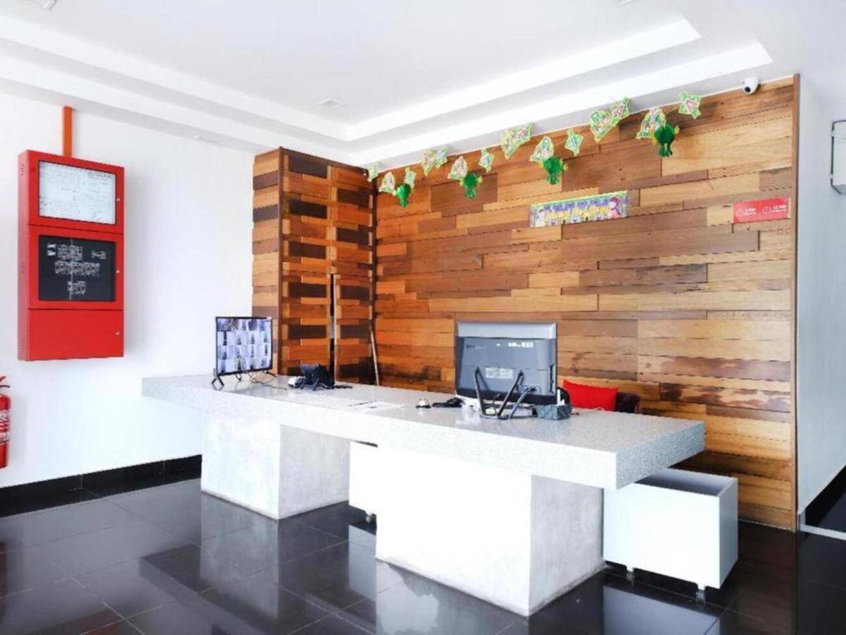 Iris Hotel Каджанг Екстер'єр фото