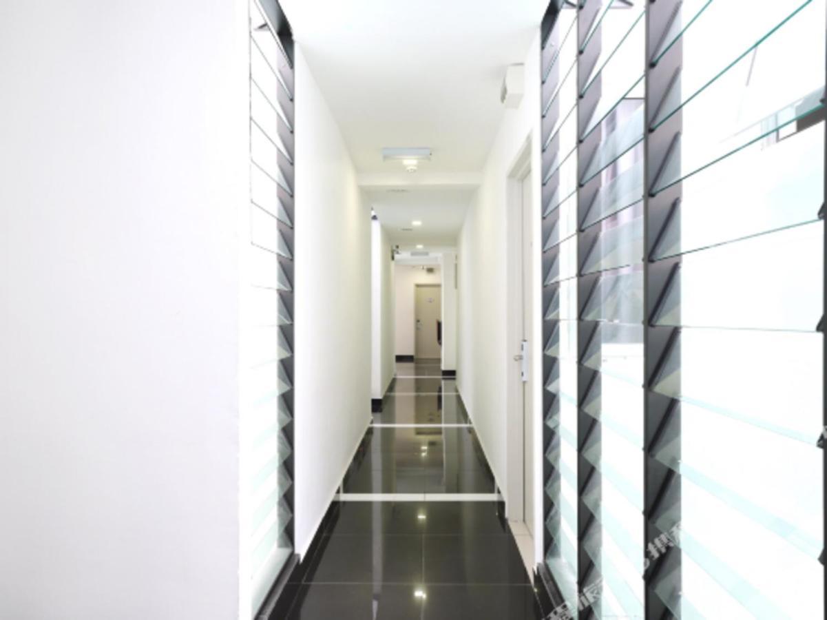 Iris Hotel Каджанг Екстер'єр фото