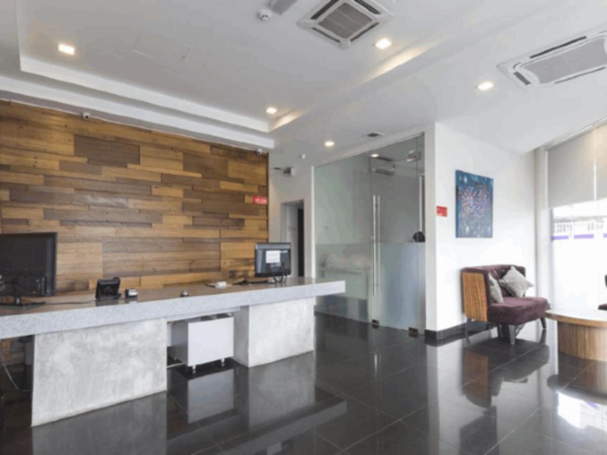 Iris Hotel Каджанг Екстер'єр фото